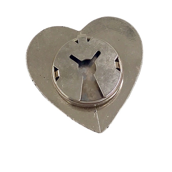 Silver Tone Heart Western Button Cover - Picture 2 of 4